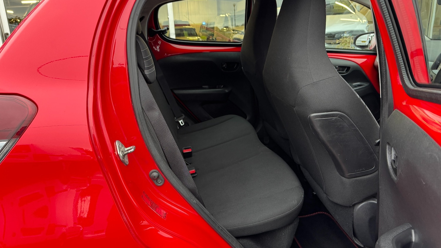 Used Peugeot 108 2017 for sale - 76663584: Photo 9