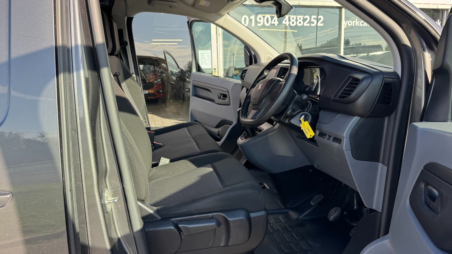 Used Peugeot Expert 2022 for sale - 76117379: Photo 10