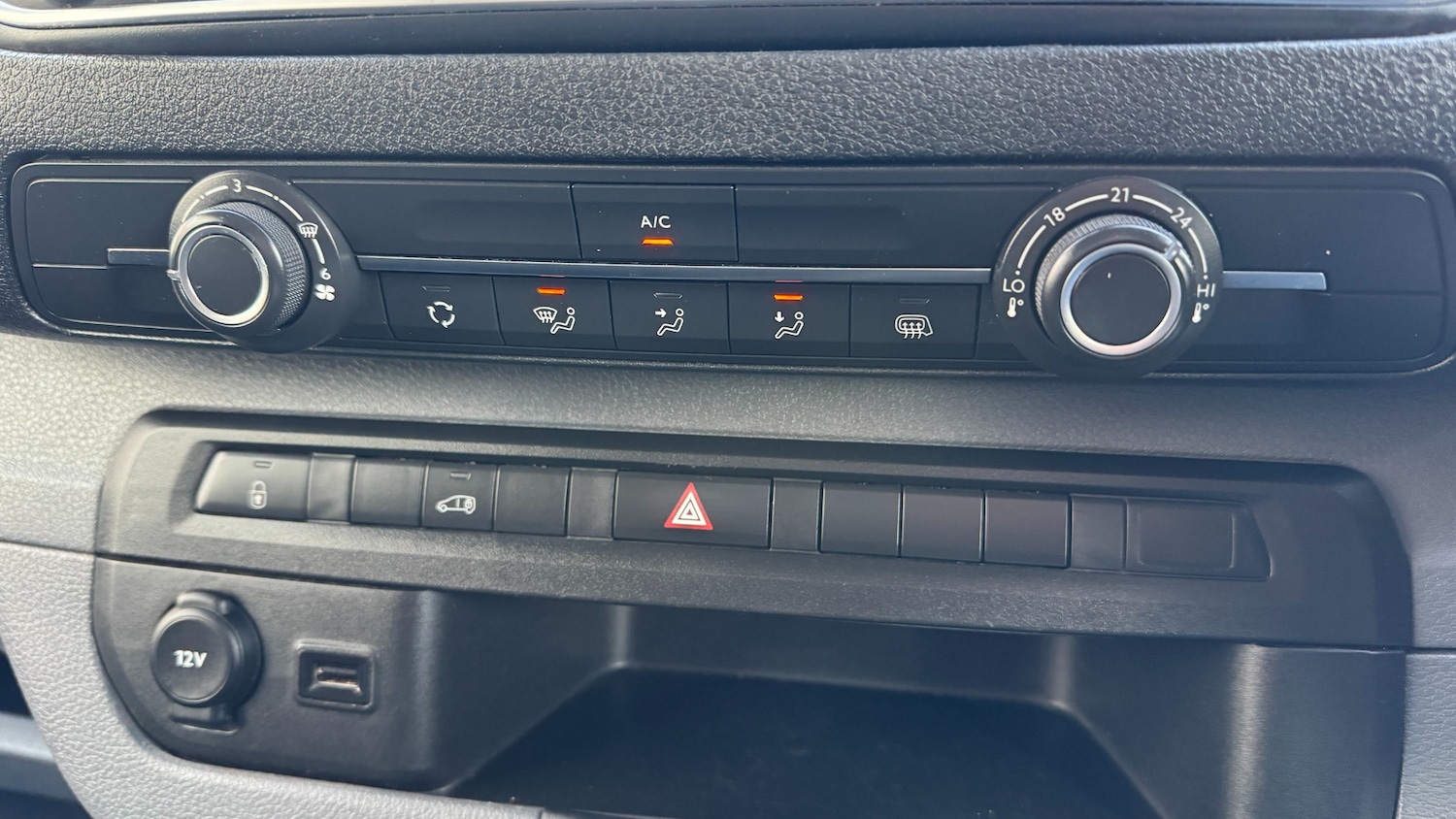 Used Vauxhall Vivaro 2023 for sale - 77521932: Photo 15