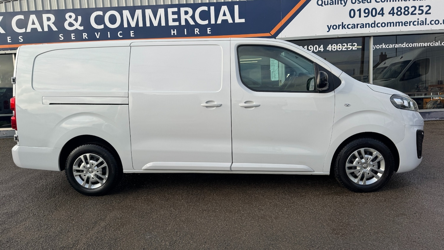 Used Vauxhall Vivaro 2023 for sale - 77521932: Photo 4