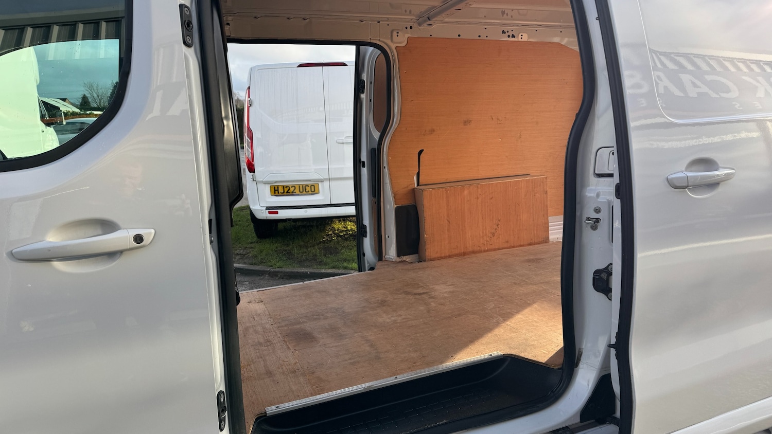 Used Vauxhall Vivaro 2023 for sale - 77521932: Photo 8