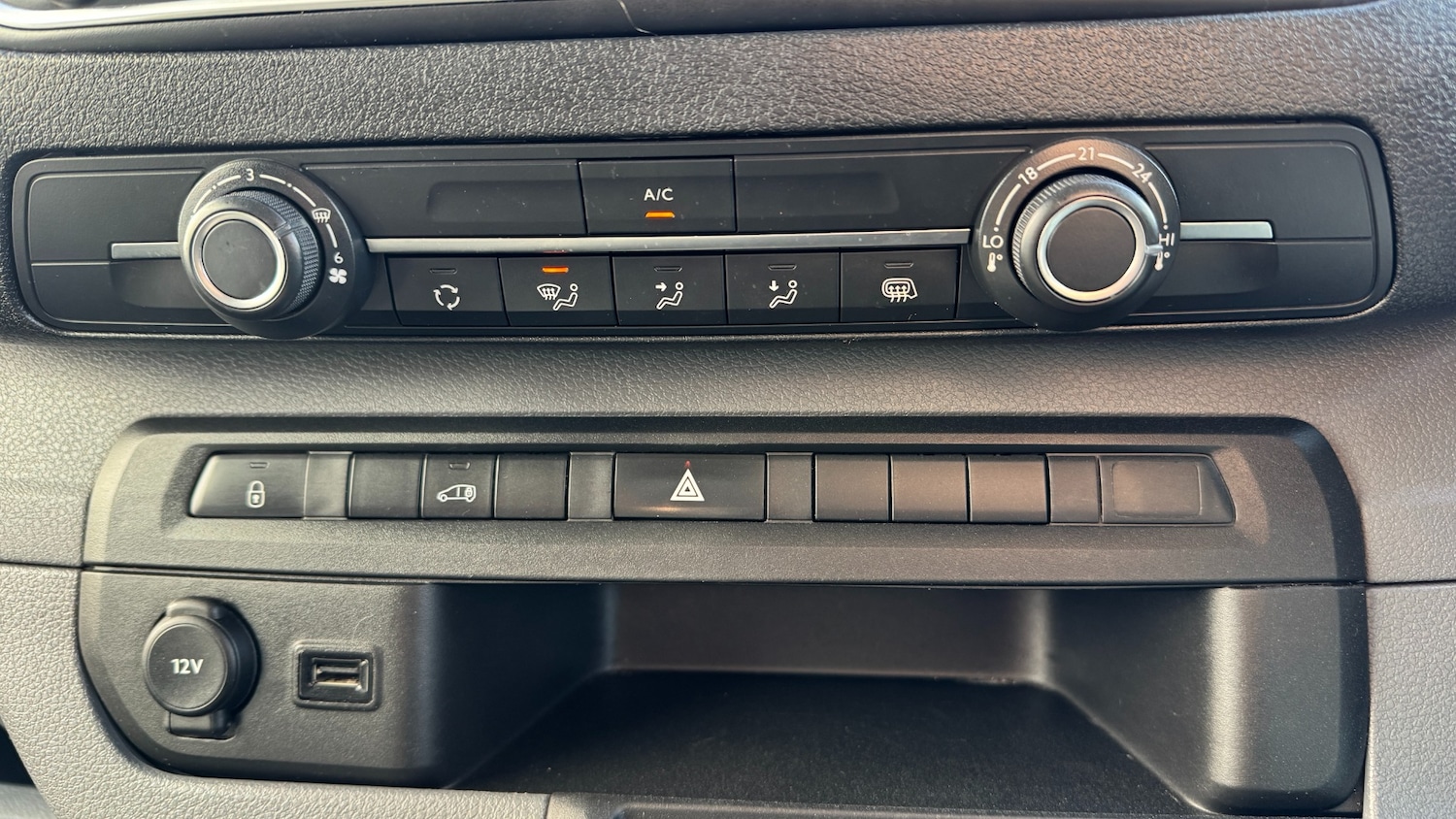 Used Peugeot Expert 2022 for sale - 77565789: Photo 14