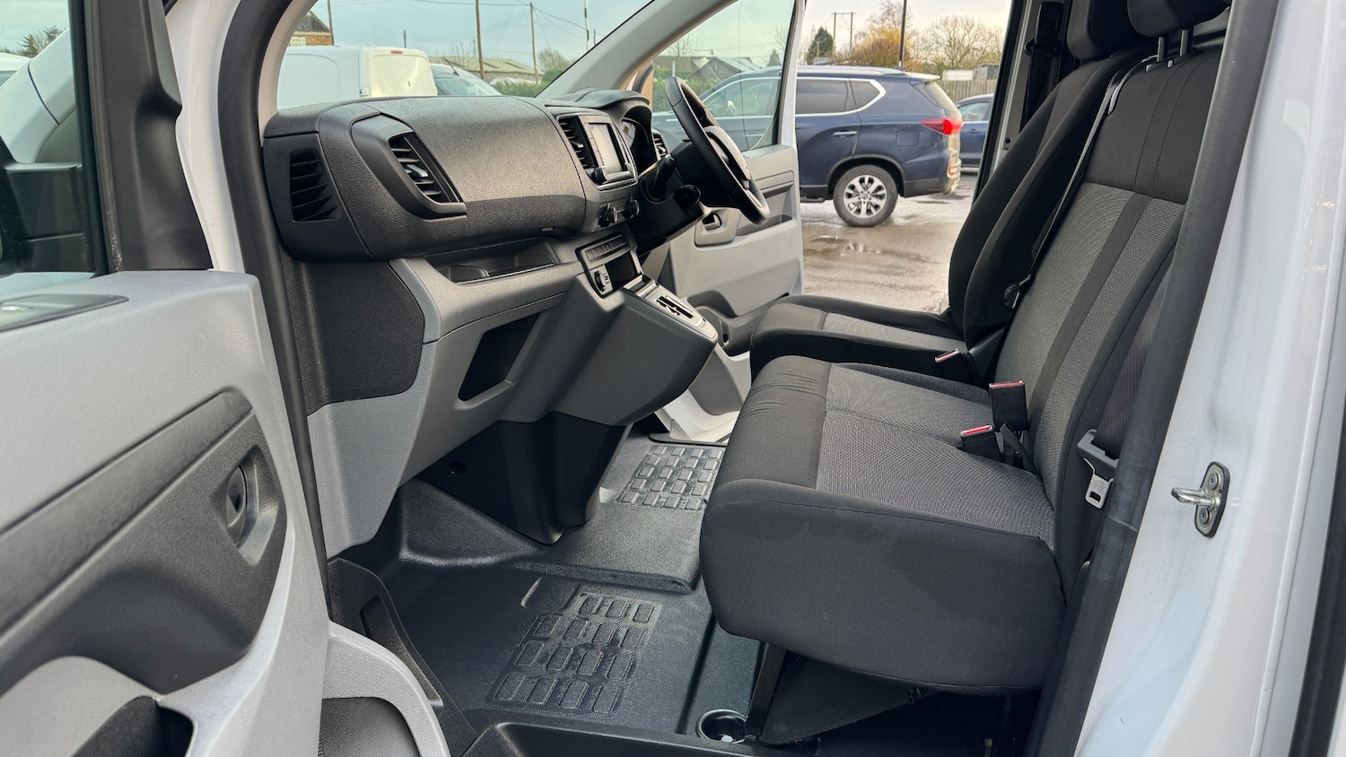 Used Vauxhall Vivaro 2022 for sale - 77629701: Photo 12