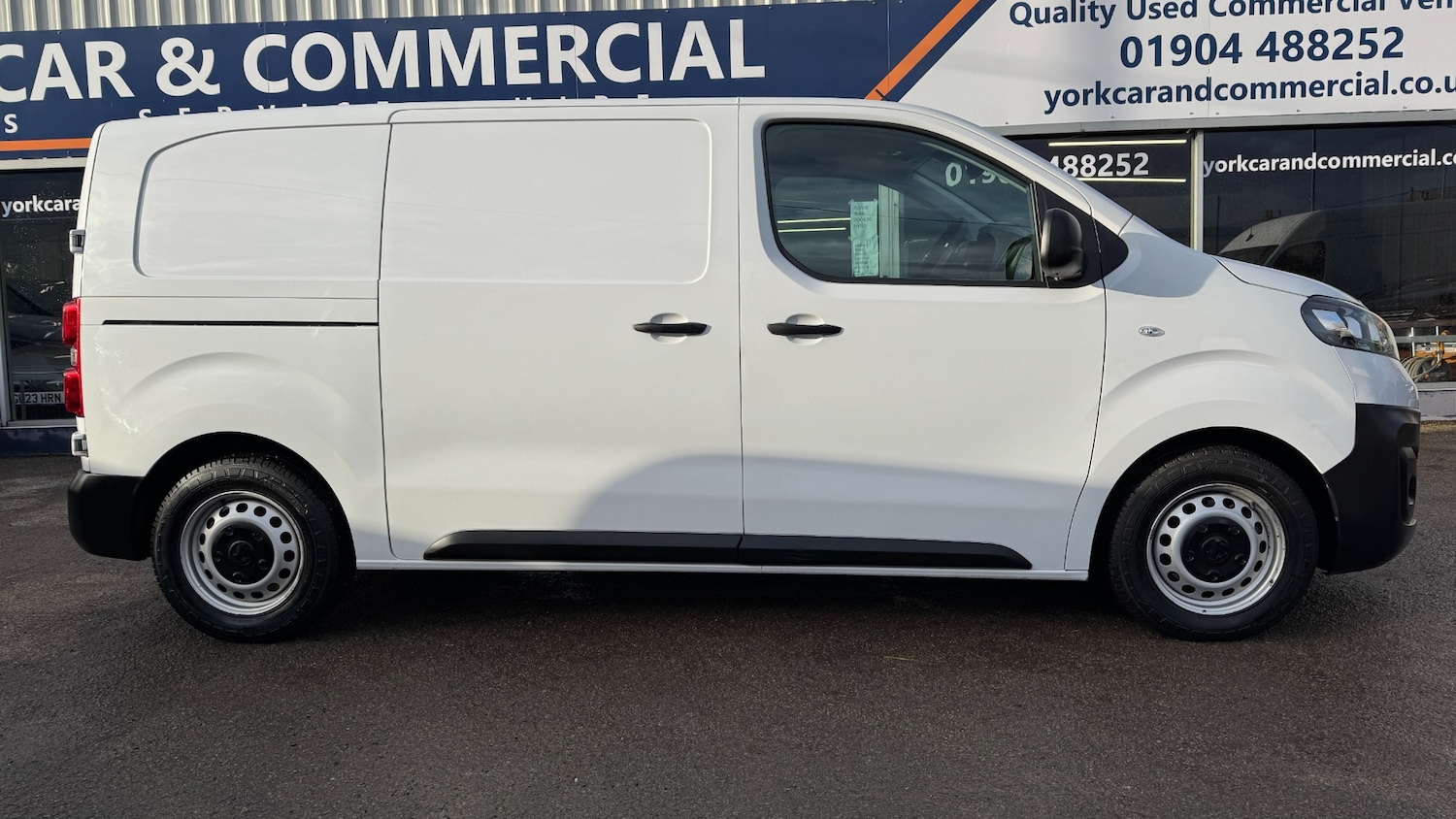 Used Vauxhall Vivaro 2022 for sale - 77629701: Photo 4
