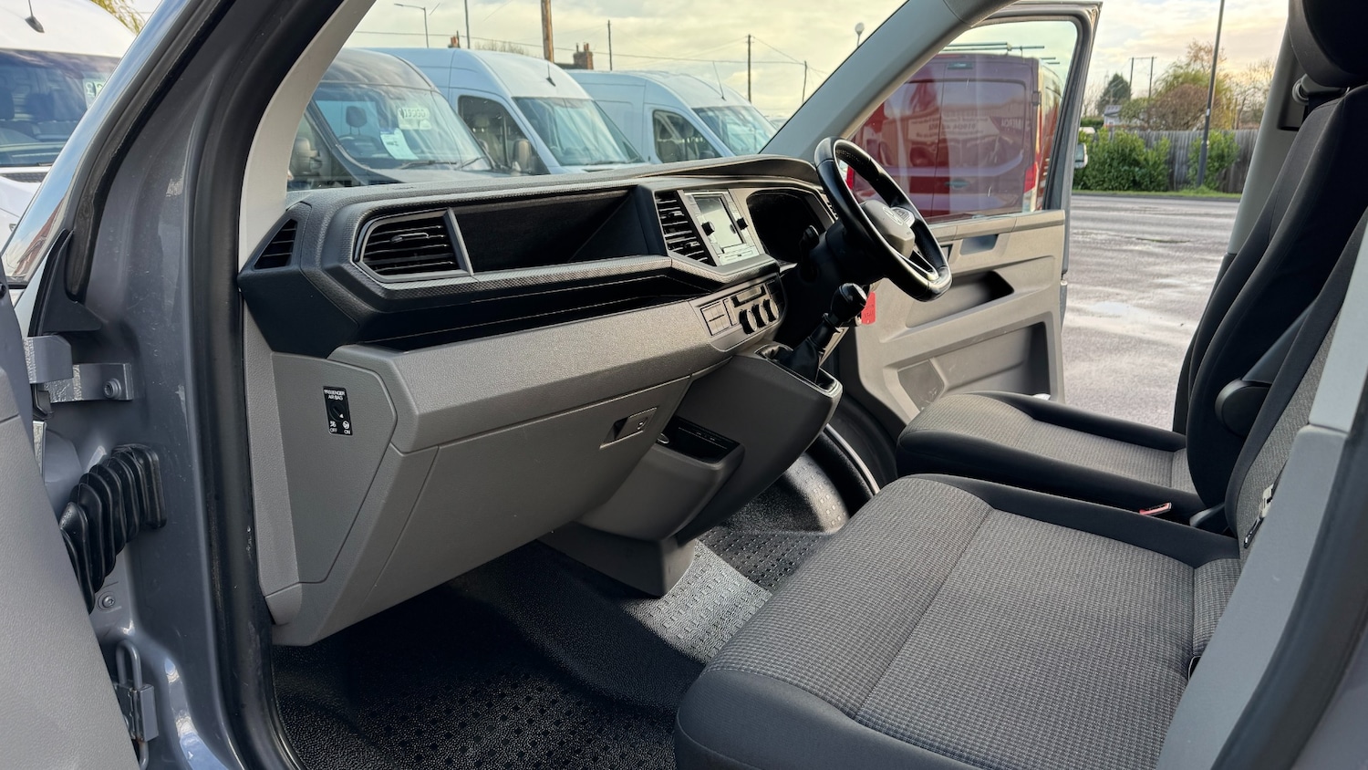 Used Volkswagen Transporter 2021 for sale - 76663628: Photo 13