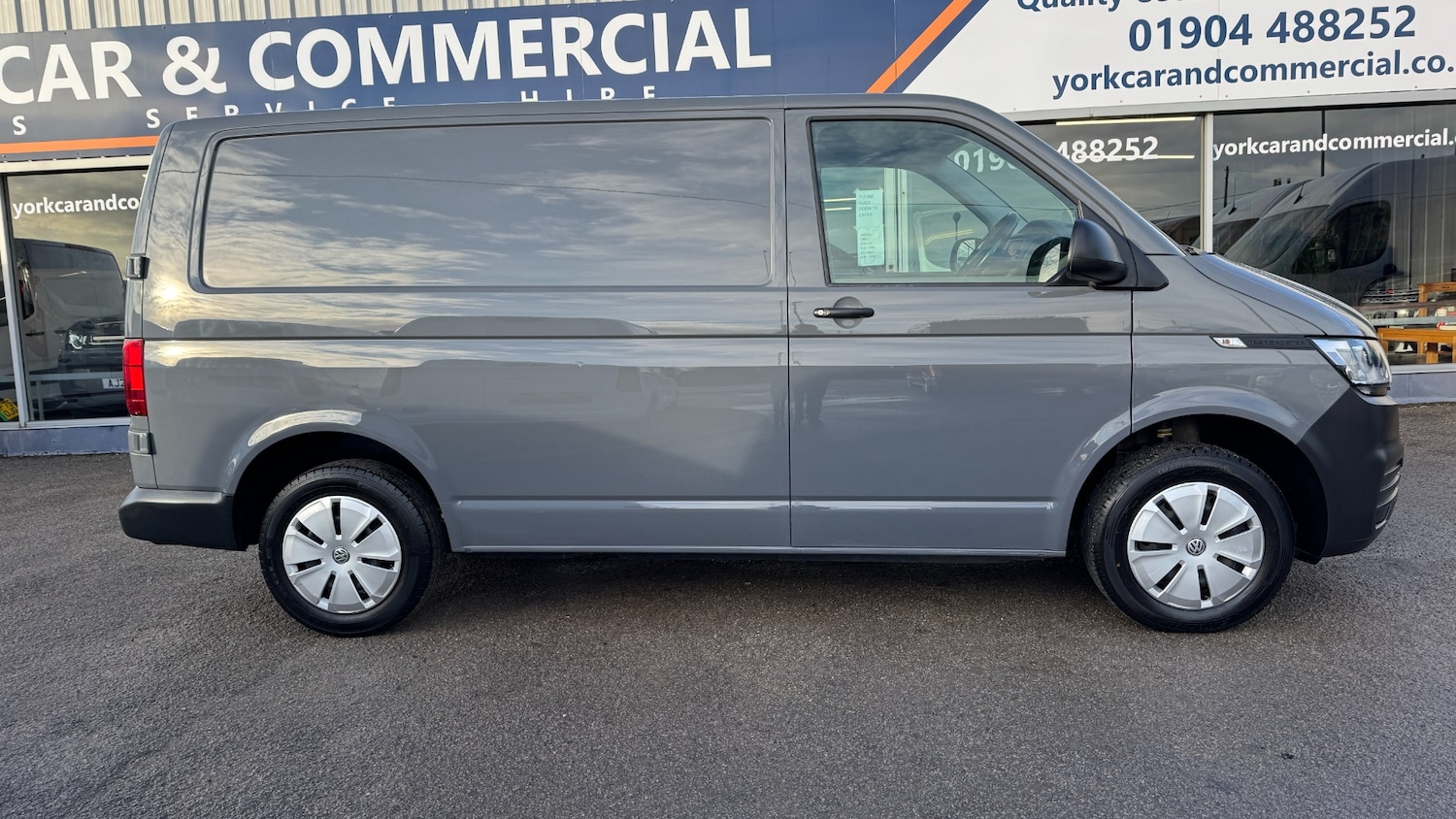 Used Volkswagen Transporter 2021 for sale - 76663628: Photo 4