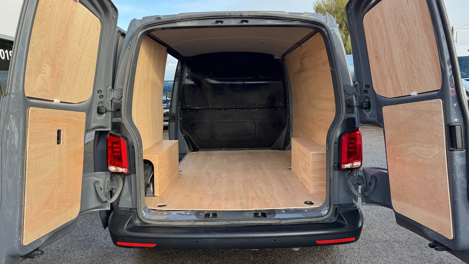 Used Volkswagen Transporter 2021 for sale - 76663628: Photo 7