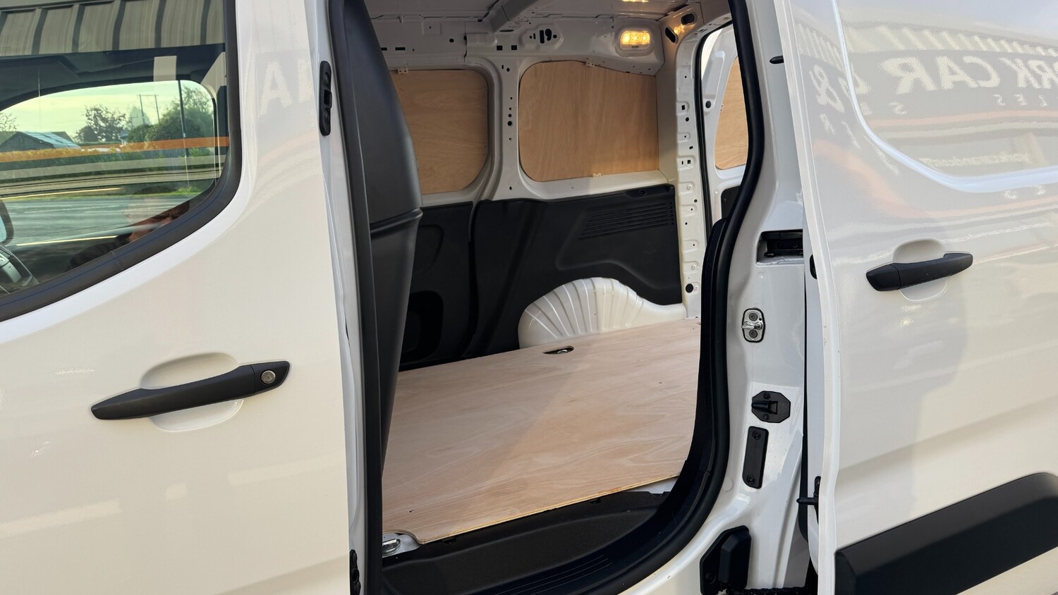 Used Vauxhall Combo 2024 for sale - 76243287: Photo 10