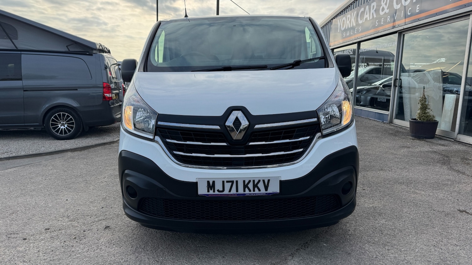 Used Renault Trafic 2021 for sale - 77951061: Photo 2
