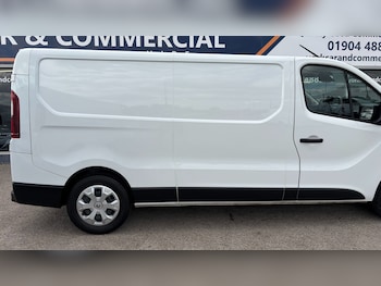 Used Renault Trafic 2023 for sale - 79467536: Photo