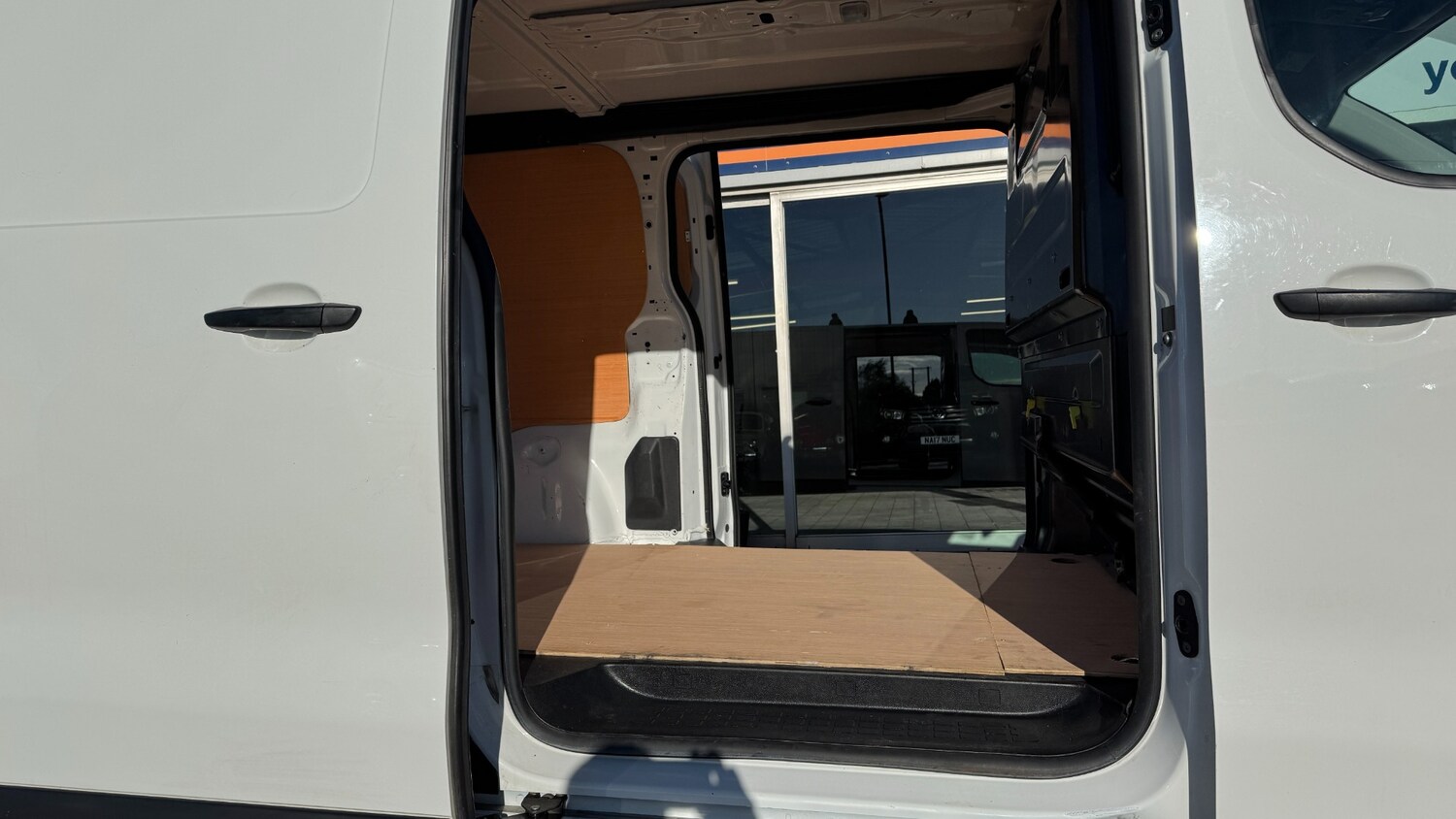 Used Peugeot Expert 2022 for sale - 76374389: Photo 10