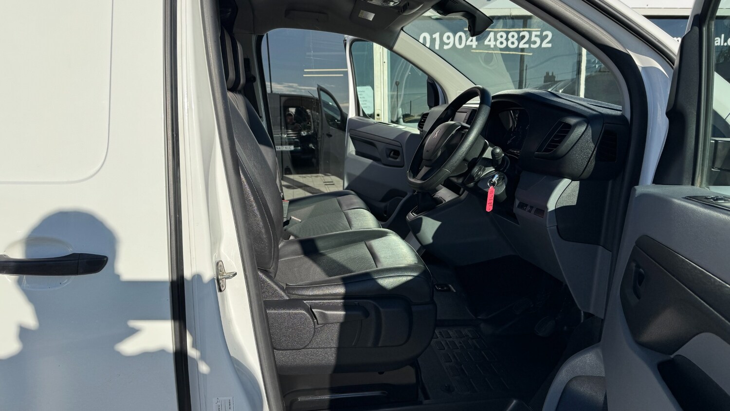 Used Peugeot Expert 2022 for sale - 76374389: Photo 11