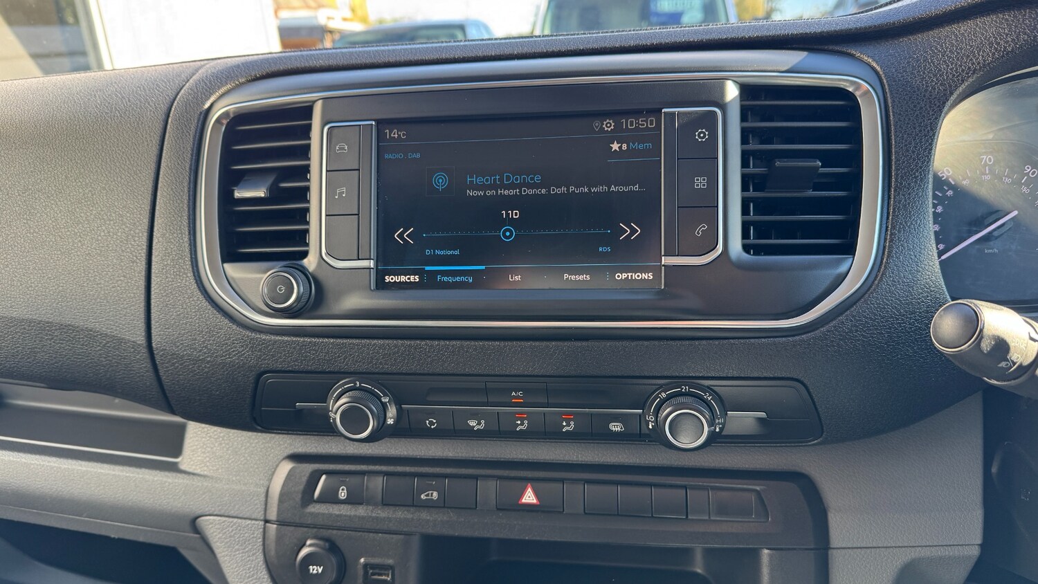 Used Peugeot Expert 2022 for sale - 76374389: Photo 16