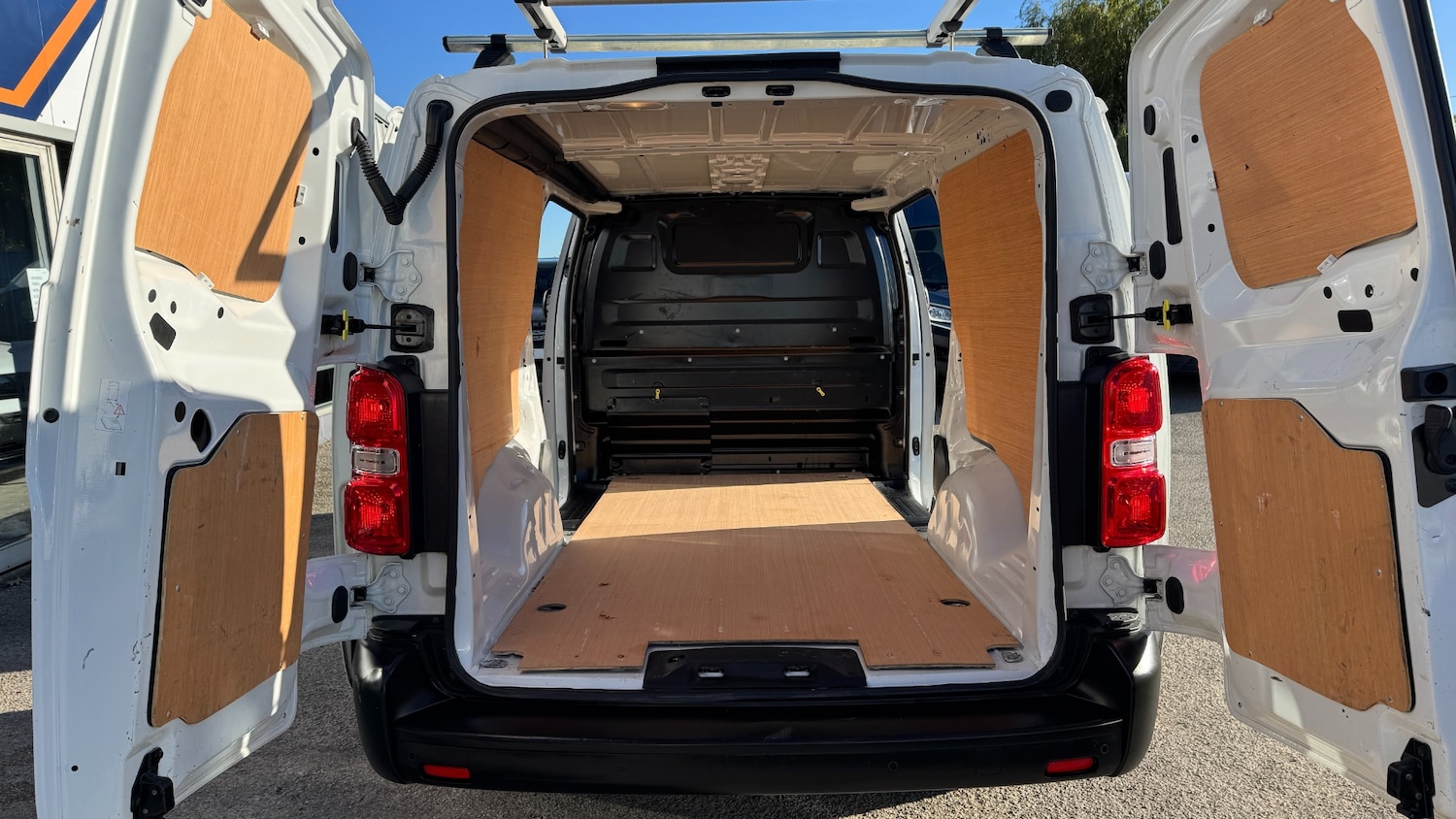 Used Peugeot Expert 2022 for sale - 76374389: Photo 7
