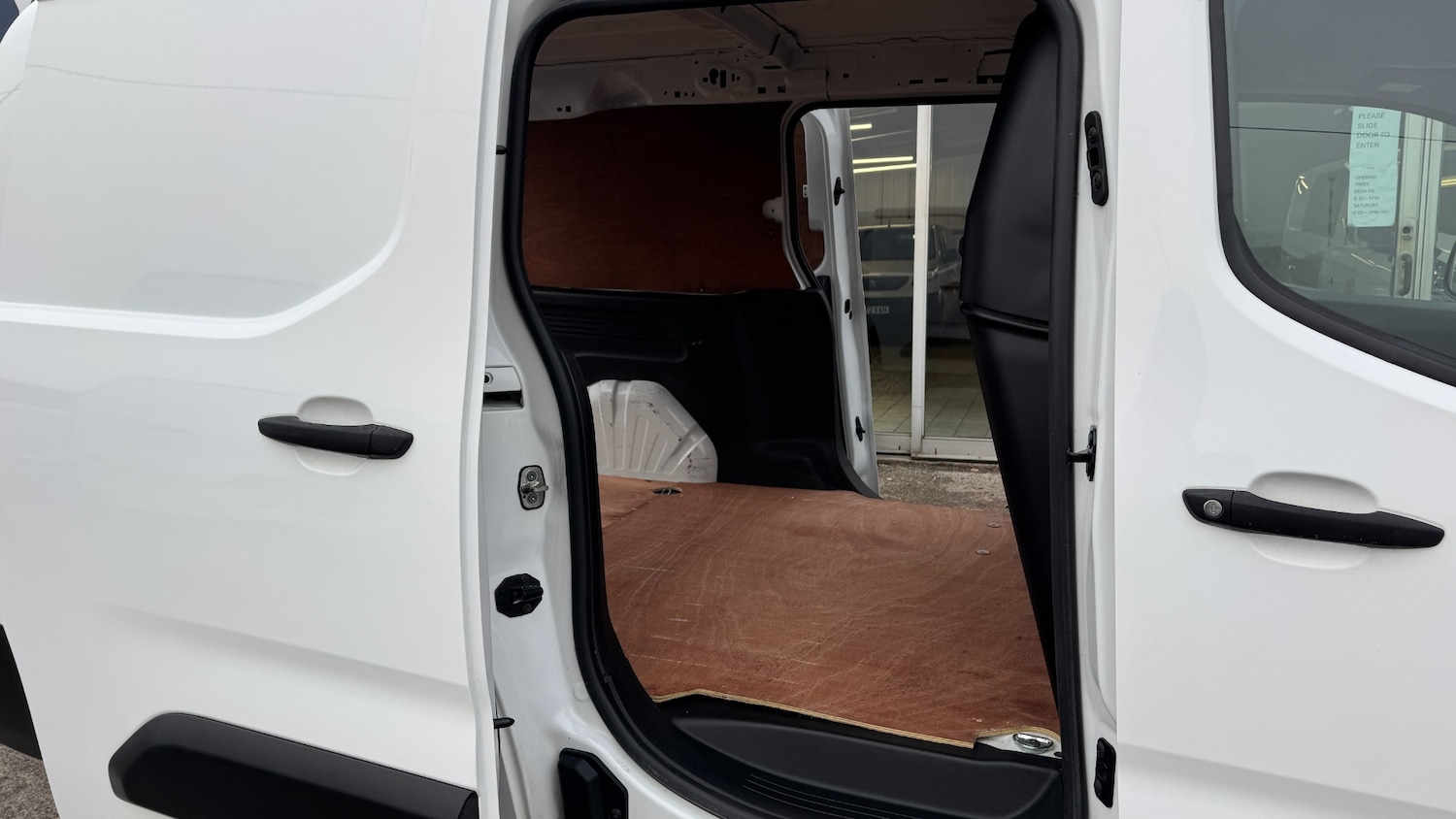 Used Vauxhall Combo 2019 for sale - 77137380: Photo 9