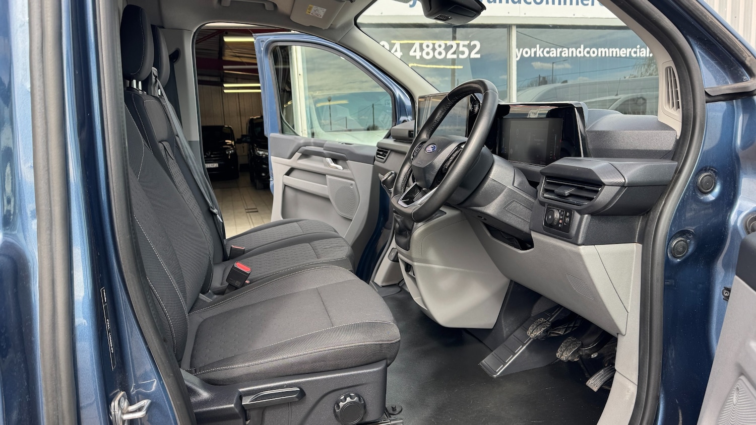 Used Ford Transit Custom 2024 for sale - 78038390: Photo 10