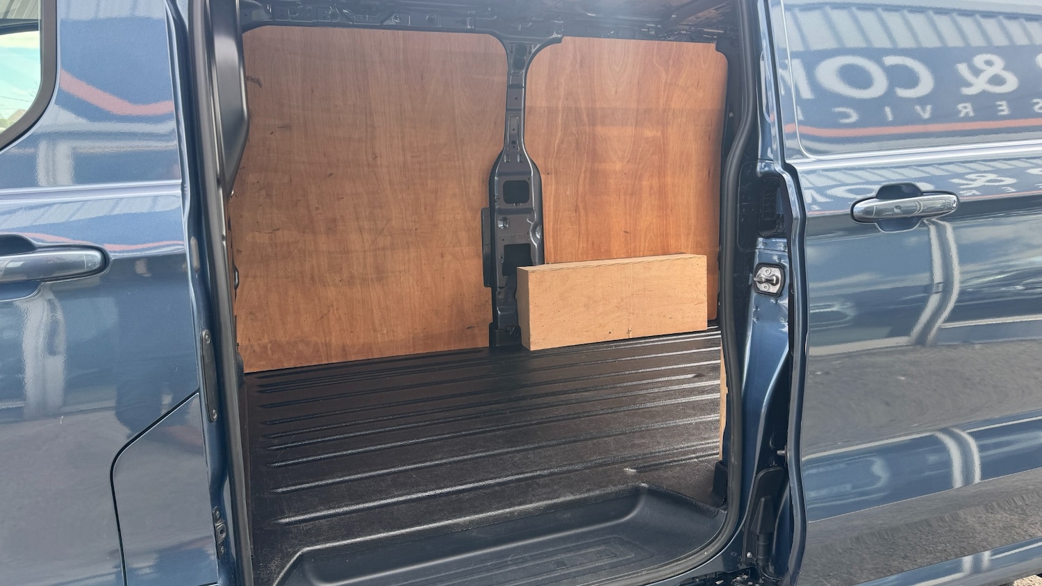 Used Ford Transit Custom 2024 for sale - 78038390: Photo 9