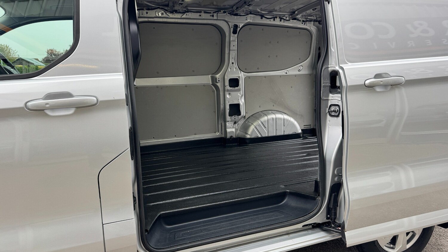 Used Ford Transit Custom 2024 for sale - 76309726: Photo 10