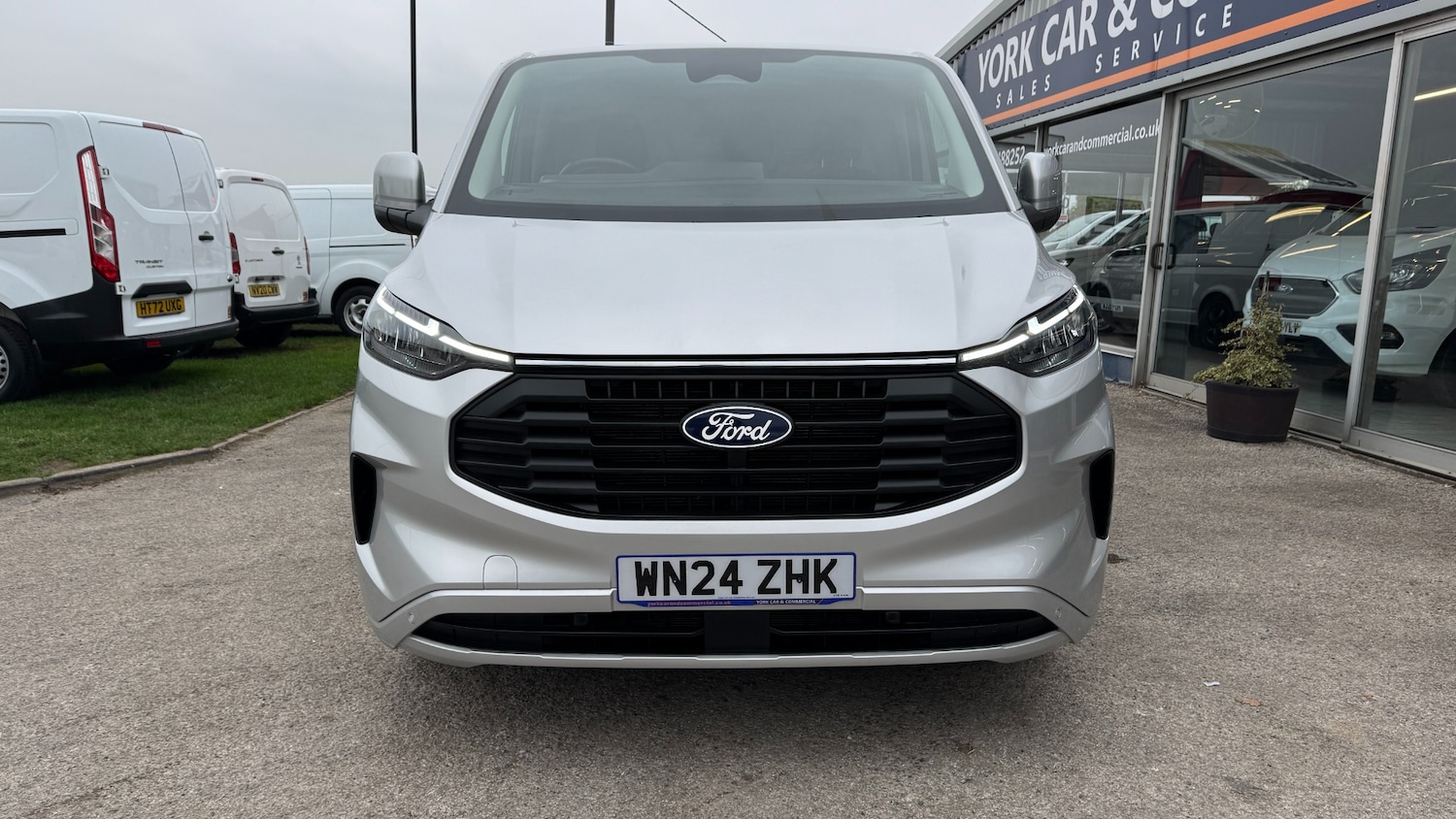 Used Ford Transit Custom 2024 for sale - 76309726: Photo 2