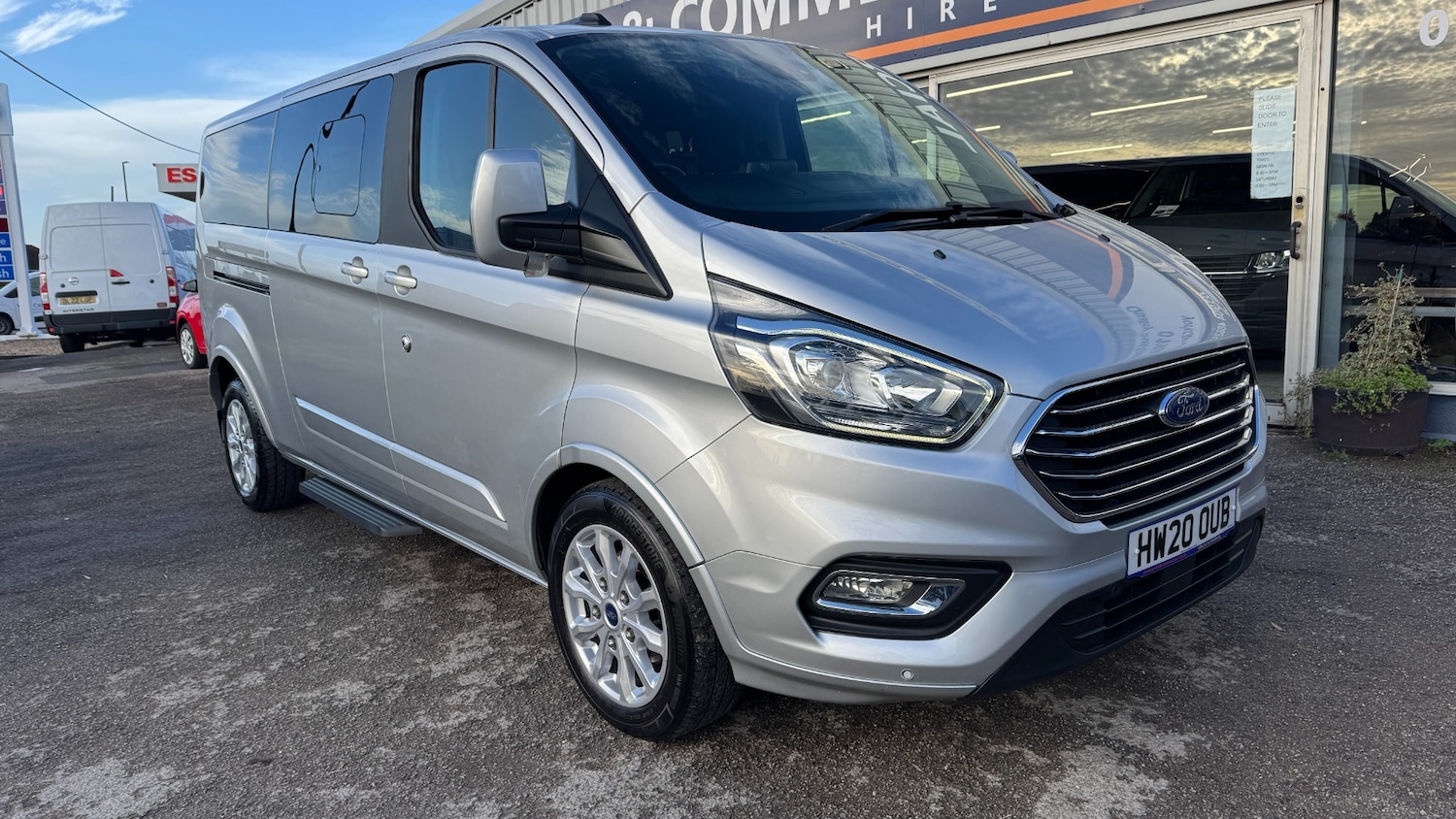 Used Ford Tourneo Custom 2020 for sale - 76861952: Photo 1