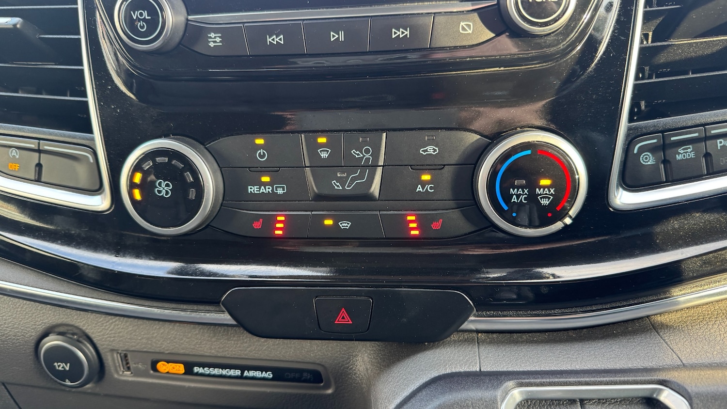 Used Ford Tourneo Custom 2020 for sale - 76861952: Photo 16