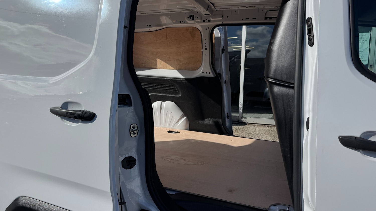 Used Peugeot Partner 2024 for sale - 78055404: Photo 10