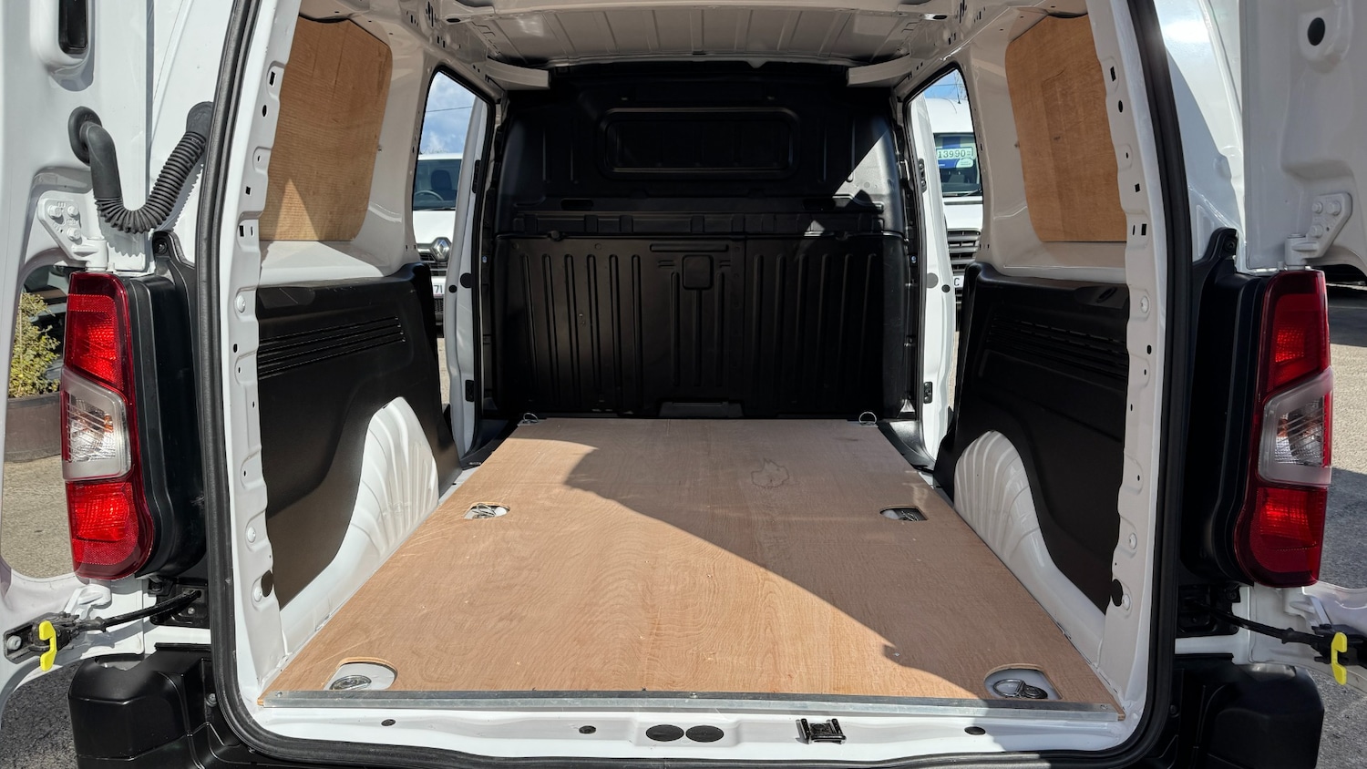 Used Peugeot Partner 2024 for sale - 78055404: Photo 8