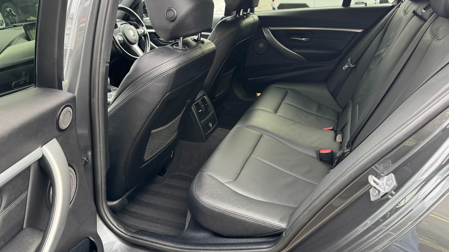 Used BMW 3 Series 2019 for sale - 77005964: Photo 12