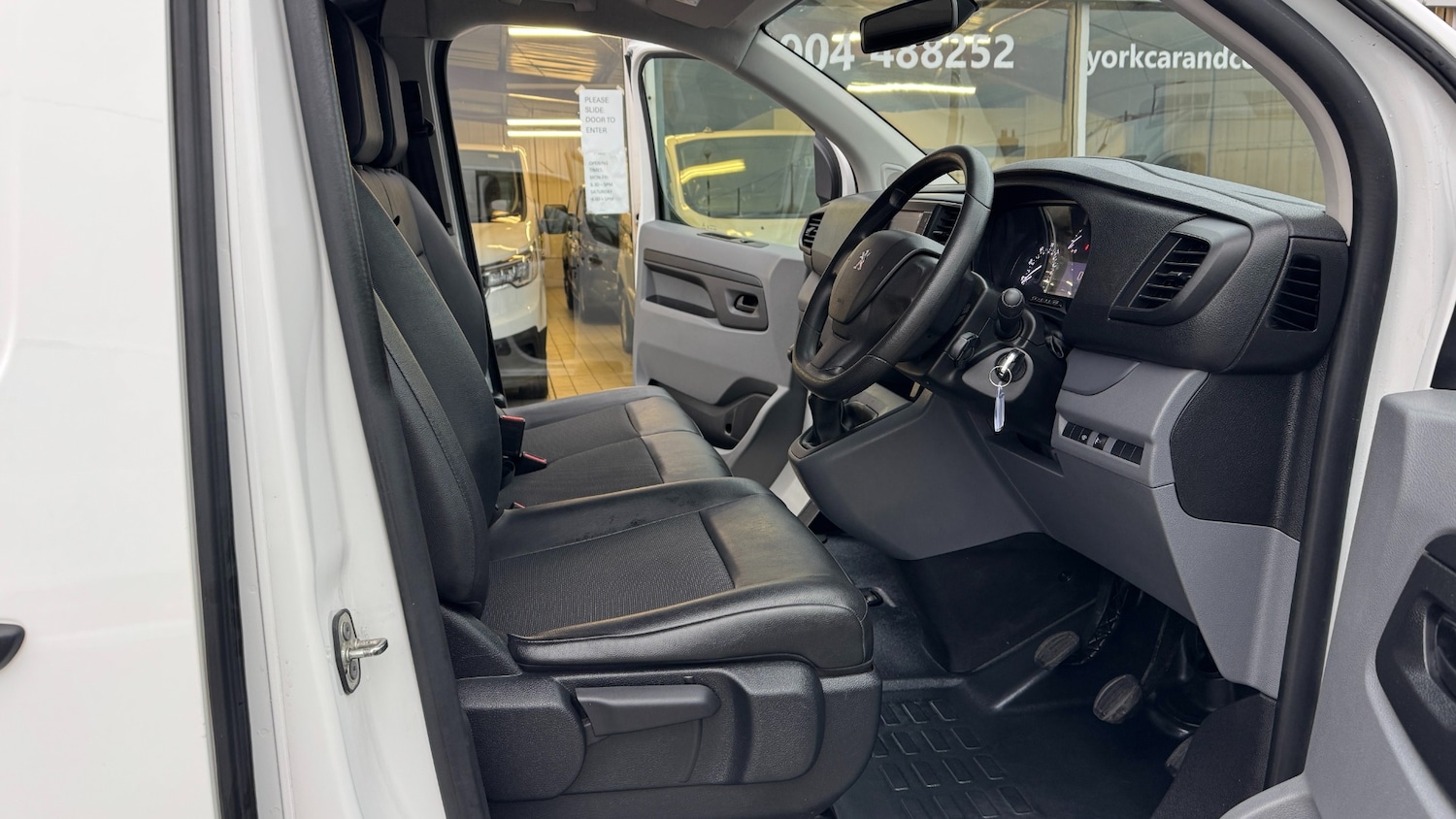 Used Peugeot Expert 2022 for sale - 77034475: Photo 10