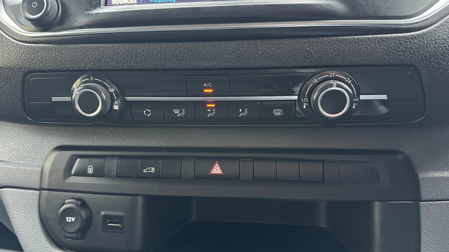 Used Peugeot Expert 2022 for sale - 77034475: Photo 14