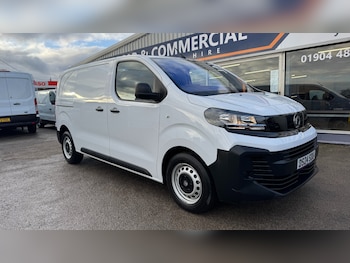 Vauxhall Vivaro feature image