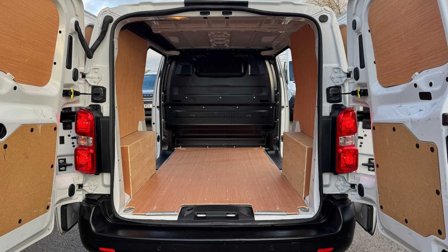 Used Vauxhall Vivaro 2024 for sale - 77629552: Photo 8