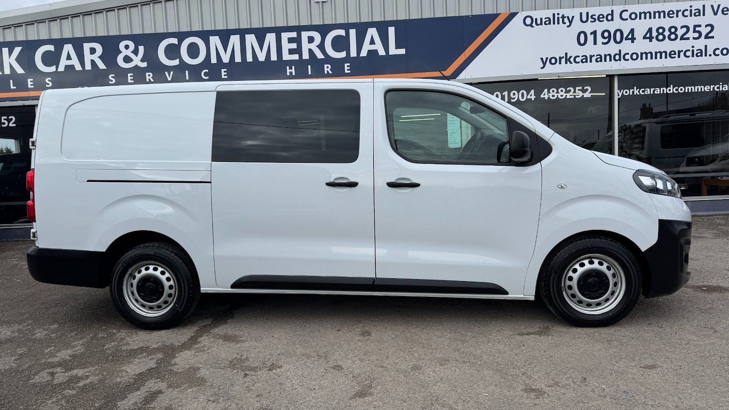 Used Vauxhall Vivaro 2022 for sale - 77702011: Photo 4