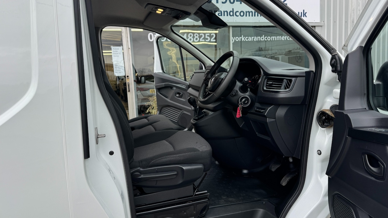 Used Renault Trafic 2022 for sale - 77689359: Photo 10