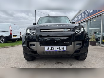 Used Land Rover Defender 2021 for sale - 76243225: Photo 2
