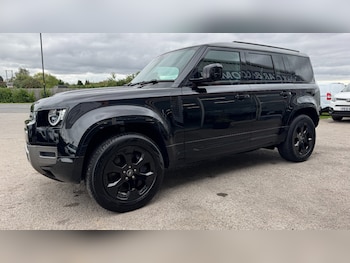 Used Land Rover Defender 2021 for sale - 76243225: Photo 3