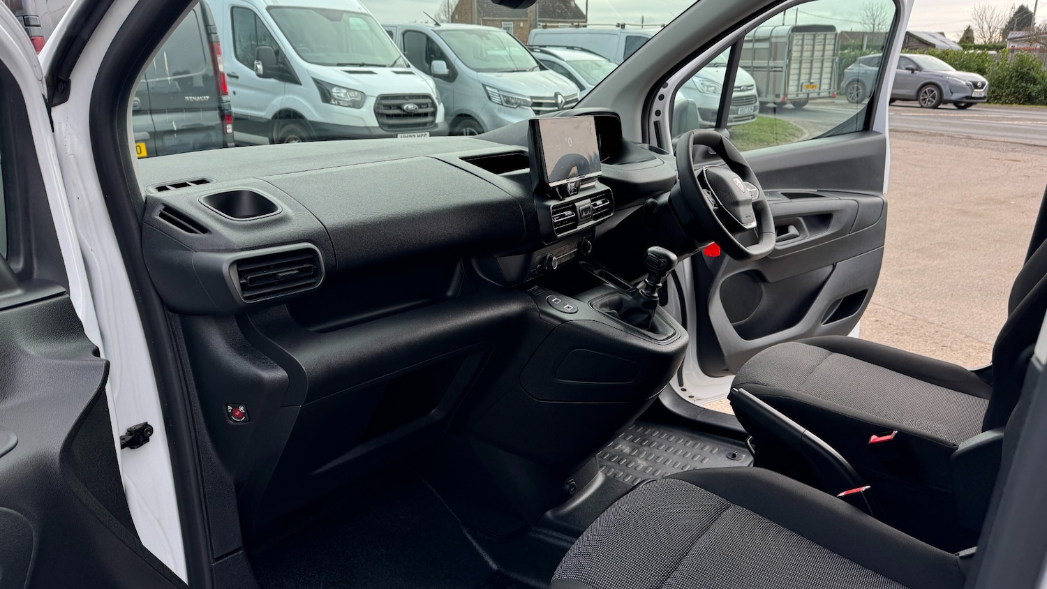 Used Peugeot Partner 2024 for sale - 77700791: Photo 14