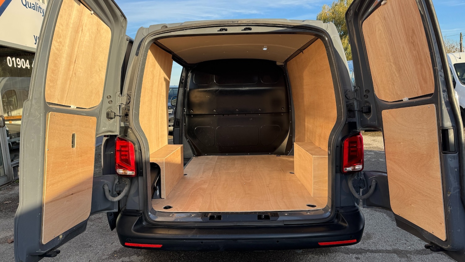 Used Volkswagen Transporter 2021 for sale - 76663622: Photo 10