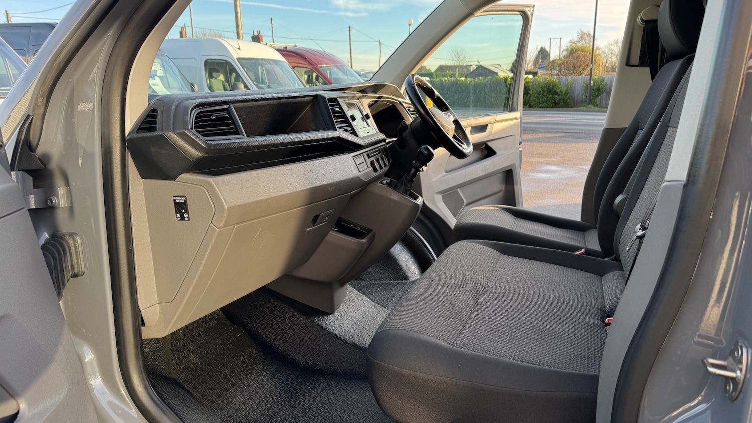 Used Volkswagen Transporter 2021 for sale - 76663622: Photo 14