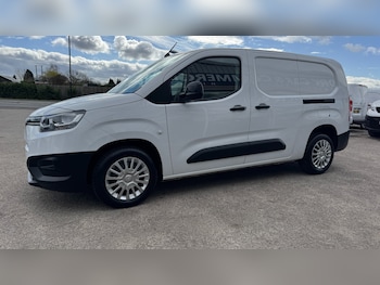 Used Toyota ProAce 2023 for sale - 77877389: Photo