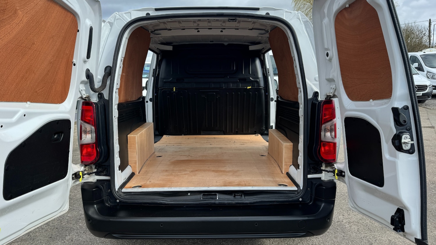 Used Toyota ProAce 2023 for sale - 77877389: Photo 7