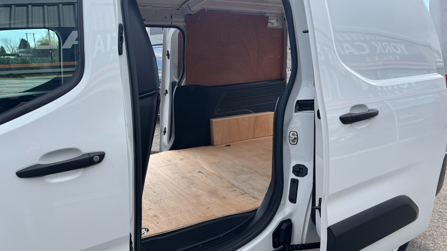 Used Toyota ProAce 2023 for sale - 77877389: Photo 9