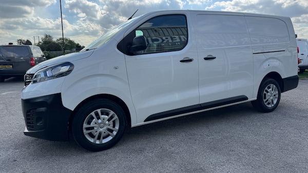 Used Vauxhall Vivaro 2020 for sale - 76117388: Photo 3
