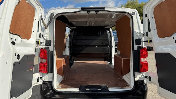 Used Vauxhall Vivaro 2020 for sale - 76117388: Photo 7