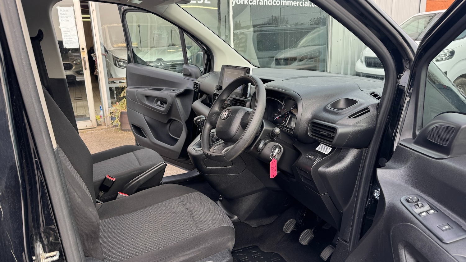 Used Toyota ProAce 2022 for sale - 77701278: Photo 11
