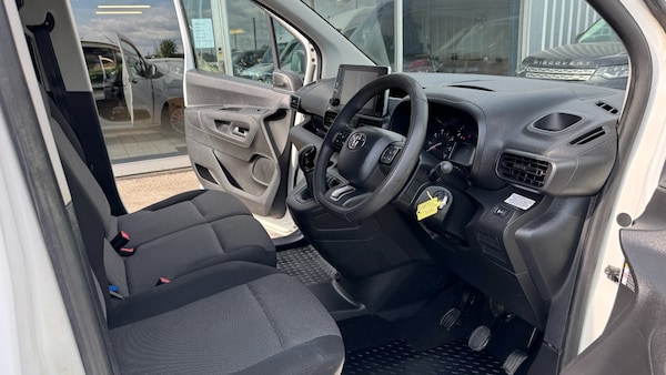 Used Toyota ProAce 2021 for sale - 75417660: Photo 11