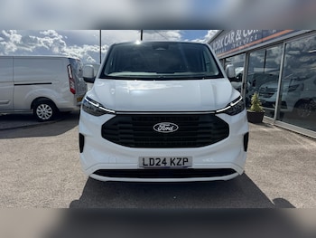 Used Ford Transit Custom 2024 for sale - 78860292: Photo