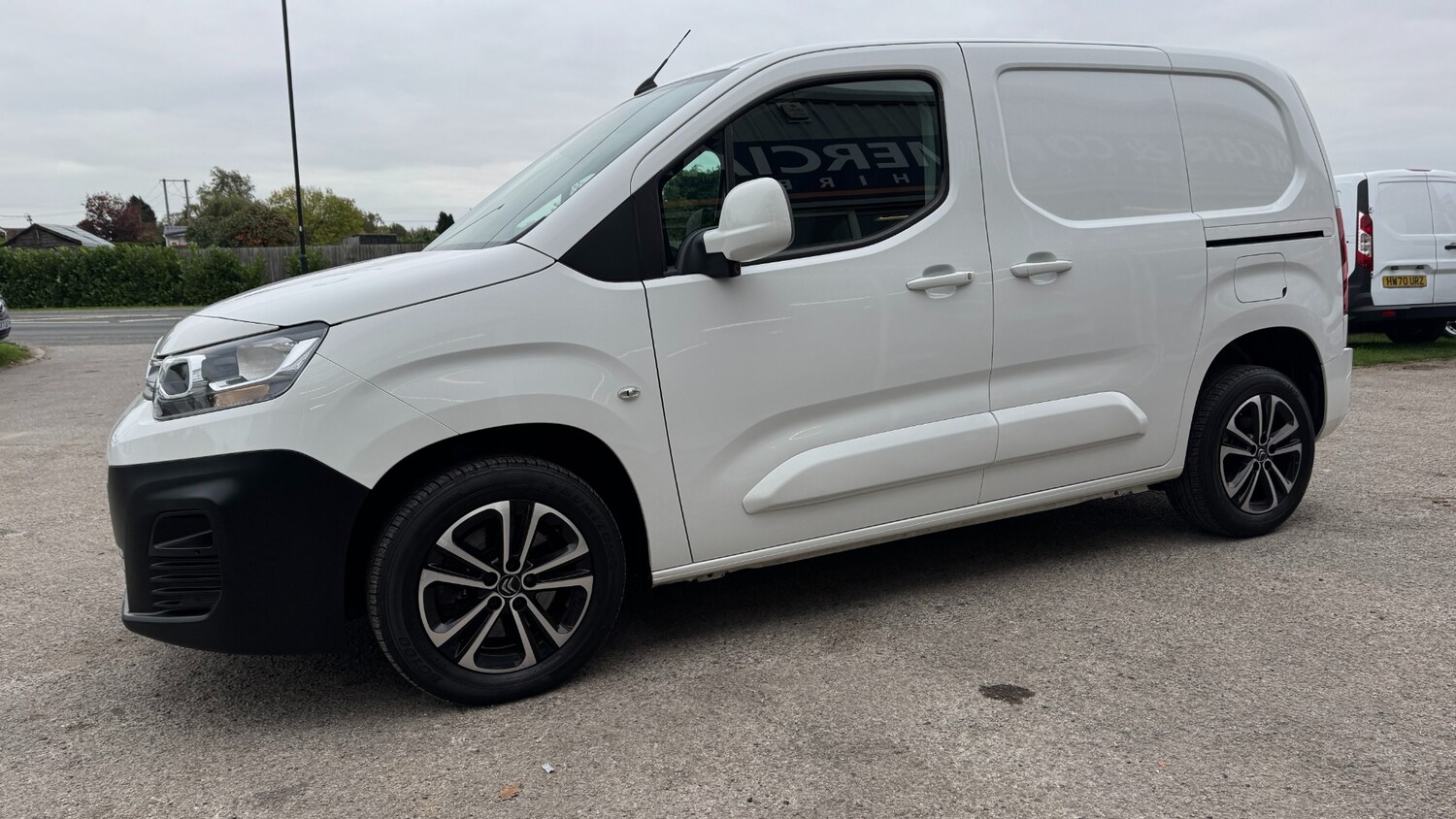 Used Citroen Berlingo 2019 for sale - 76309741: Photo 3