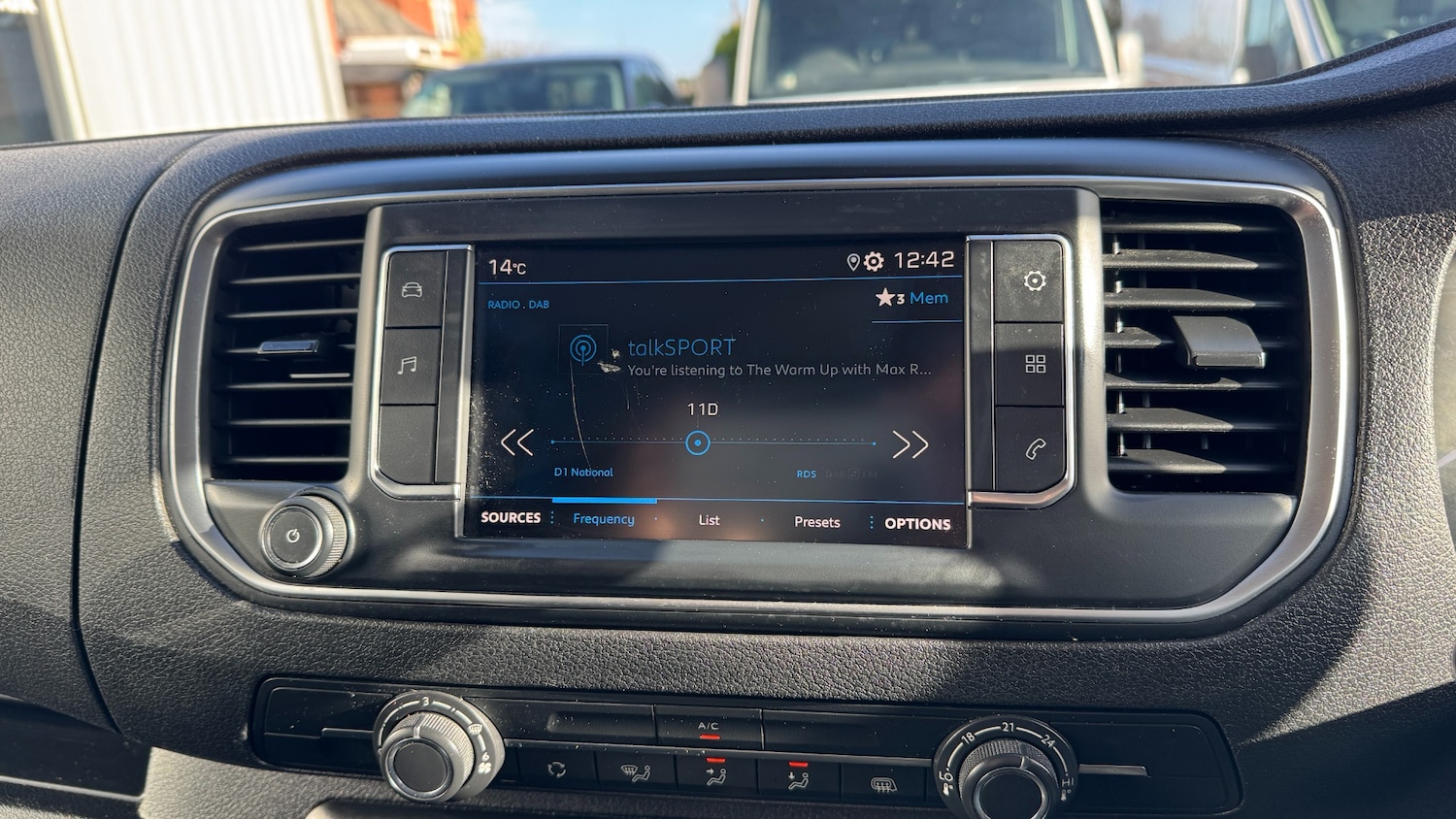 Used Peugeot Expert 2023 for sale - 77392726: Photo 17