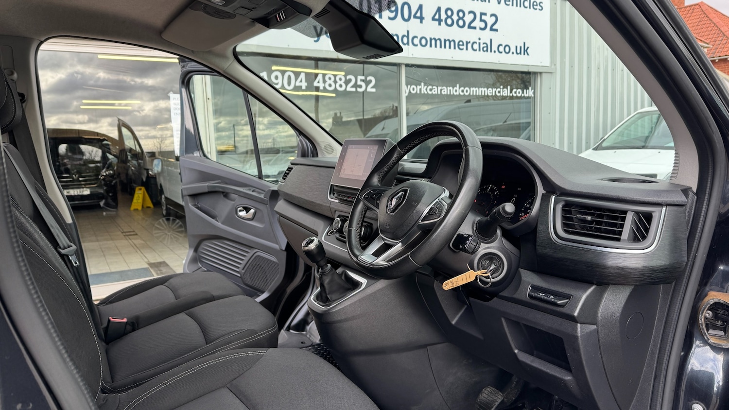 Used Renault Trafic 2022 for sale - 77872389: Photo 9